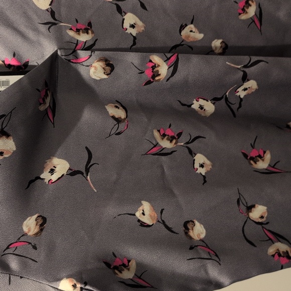 Banana Republic floral blouse - Picture 3 of 3